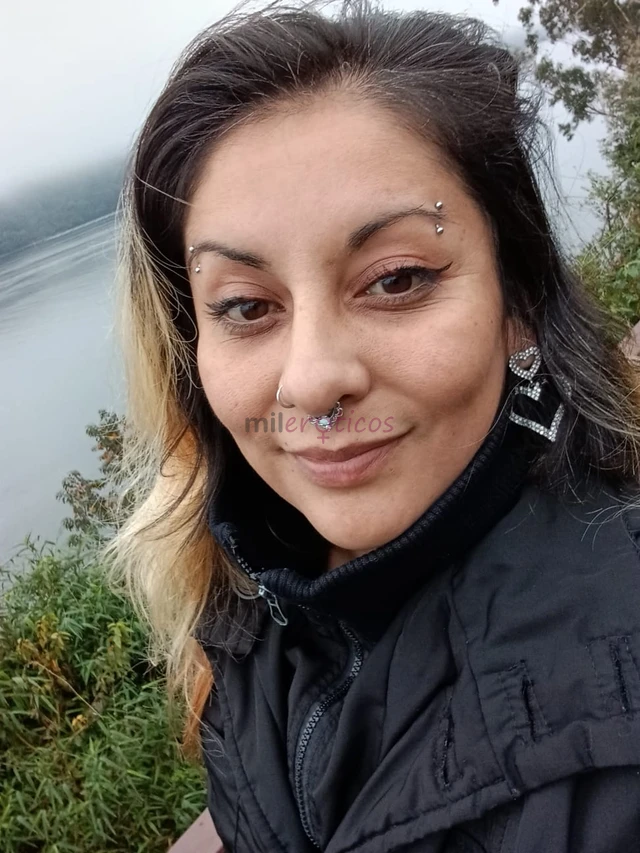 Soy independiente voy a domicilio o motel tengo lugar solo por las mananas de lunes a jueves honesta directa divertida atenta y muy caliente como dice...