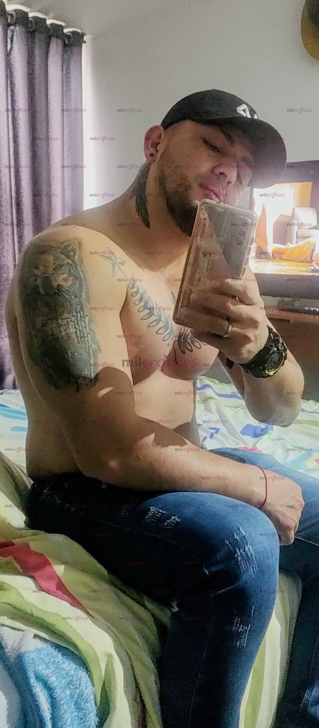 FOTOS DE ACTIVO TATUADO LECHERO MUSCULOSO EN SOACHA