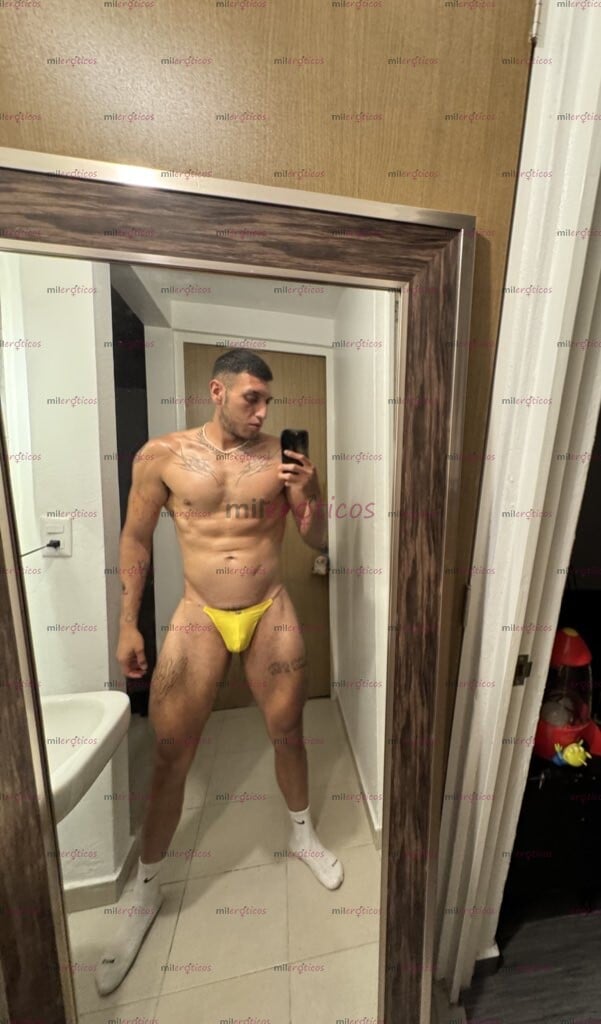 FOTOS DE ACTIVO DOTADO TATUADO Y MORBOSO LISTO PARA ENCUENTROS MORBOSOS Y DISCRETOS
