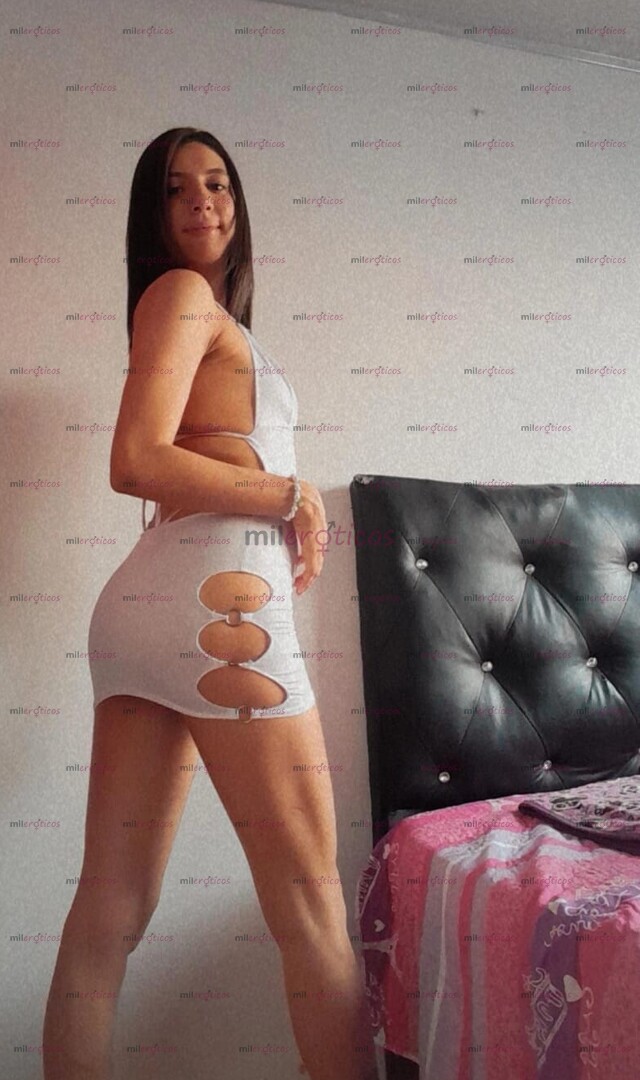 FOTOS DE ARDIENTE Y SENSUAL CHICA QUE VINO A COMPLACERTE