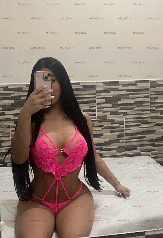 FOTOS DE ALEXA JUGUETONA ARRECHA TODA UNA DIABLITA EN LA CAMA VEN Y CONOCEME YA!!