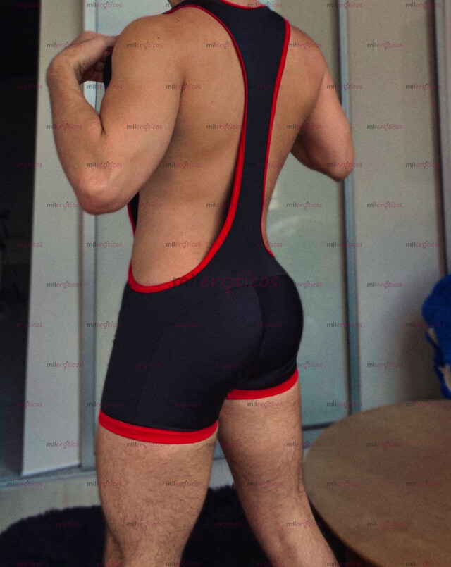 FOTOS DE EXTRANJERO UNIVERSITARIO GUAPO Y CACHONDO VERSÁTIL