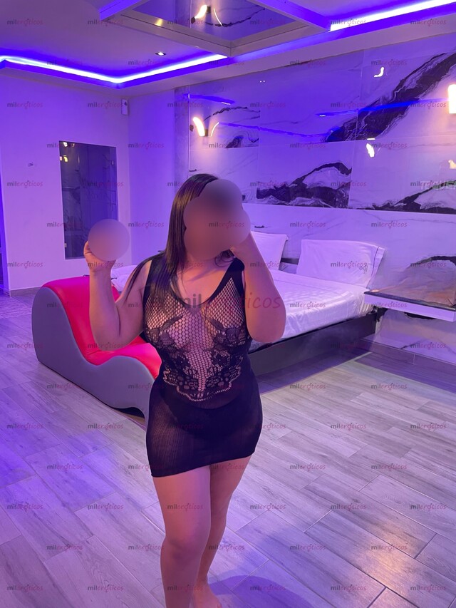 FOTOS DE TETONA CULONA UNA BB DE 20 AÑOS CON MUCHAS GANAS DE COMPLACERTE