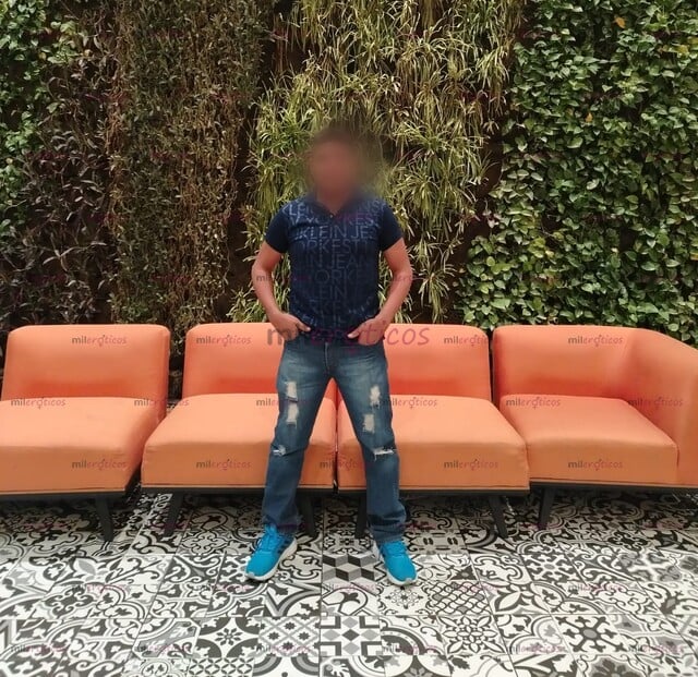 FOTOS DE MASAJISTA EROTICO Y ESCORT CACHONDO TODO LO QUE BUSCAS EN 1