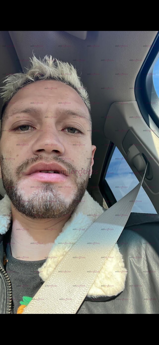 FOTOS DE SOY ESTRO VERTIDO DE VERTIDO COMPLACIENTE ESPERANDO PARA SERTE SENTIR ÚNIC