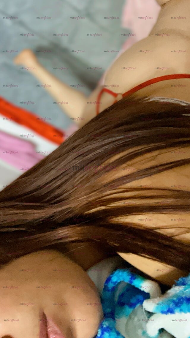 FOTOS DE HOLA ME LLAMO CHANTAL VINE A CUMPLIR TUS DESEOS TRÍOS DESPEDIDA DE SOLTERO HAGO