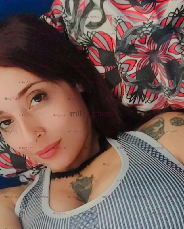 FOTOS DE CELESTE TATUADITA EXÓTICA DIVERTIDA MALDADOSA PARCHADITA
