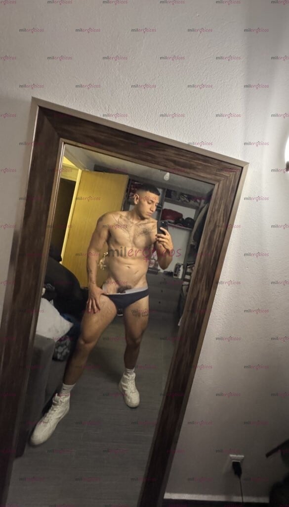 FOTOS DE ACTIVO DOTADO TATUADO Y MORBOSO LISTO PARA ENCUENTROS MORBOSOS Y DISCRETOS