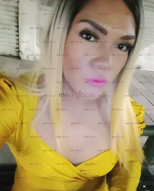 FOTOS DE HOLA SOY AMAIRANI CON 18 CM DE CÁRAMELO RICO CULO