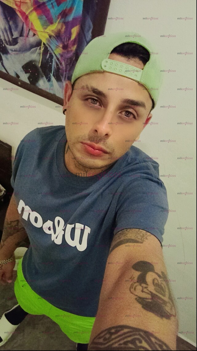 FOTOS DE CHAVITO CHACALITO CON RICA HERRAMIENTA,PARA TALADRARTE EL CULO