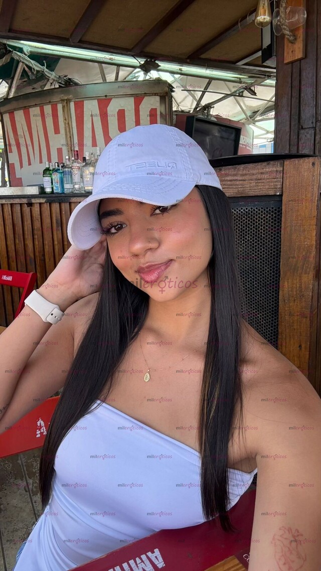 FOTOS DE JOVEN COLOMBIANA DELGADA, DULCE Y CALIENTE