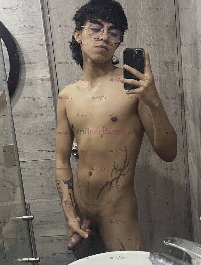 FOTOS DE POLLO CON GANAS DE SACAR LECHE Y COMPLACERTE