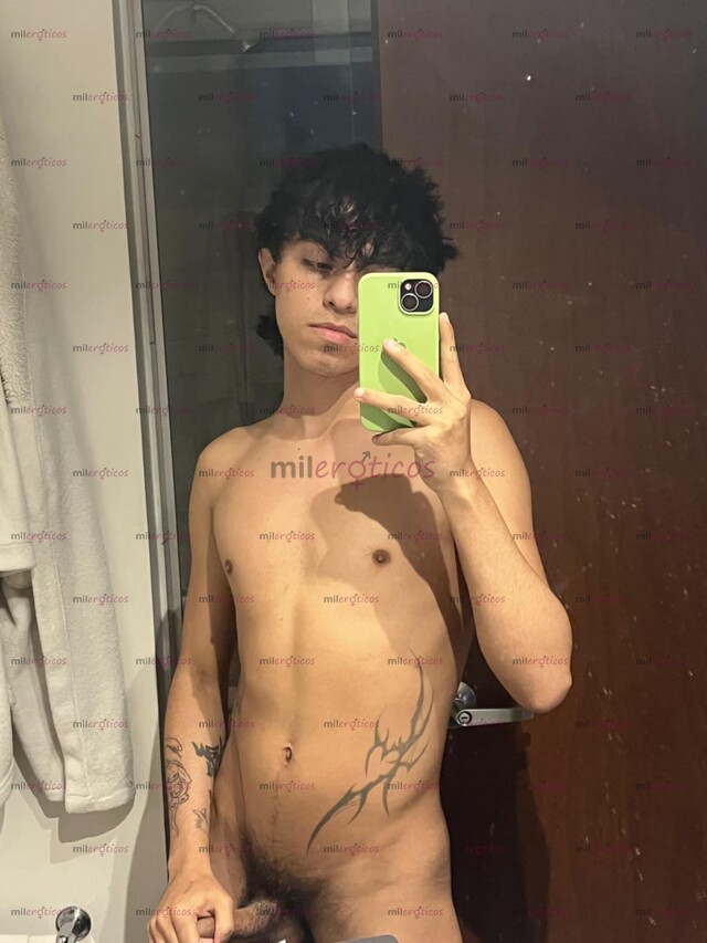 FOTOS DE POLLITO VERSÁTIL Y COMPLACIENTE DISPONIBLE 24 7