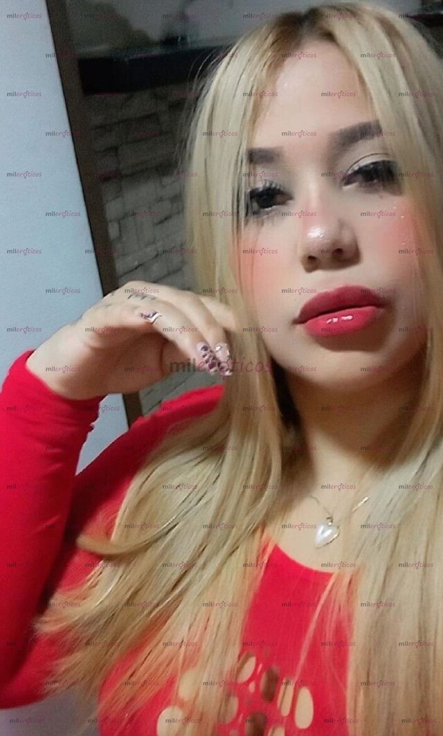 FOTOS DE RICA TROSA COMPLACIENTE DISPONIBLE YA PARA SACARTE TODA LA LECHE.