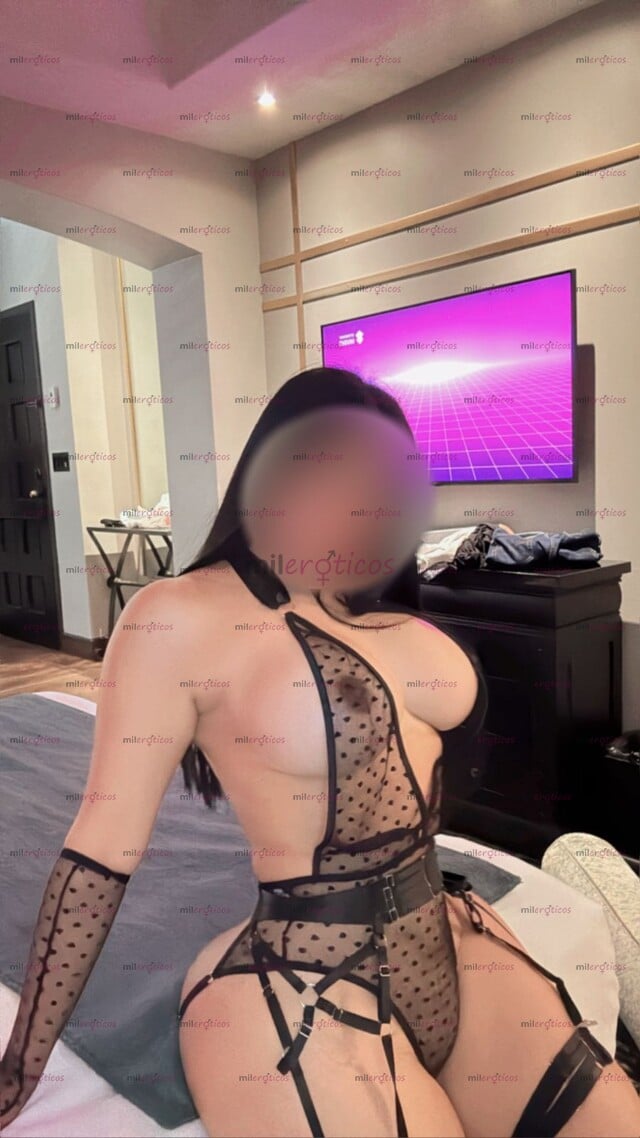 FOTOS DE AMELIA CHICA PORNSTAR CON UN GRAN Y JUGOSO CULO CUTE FACE