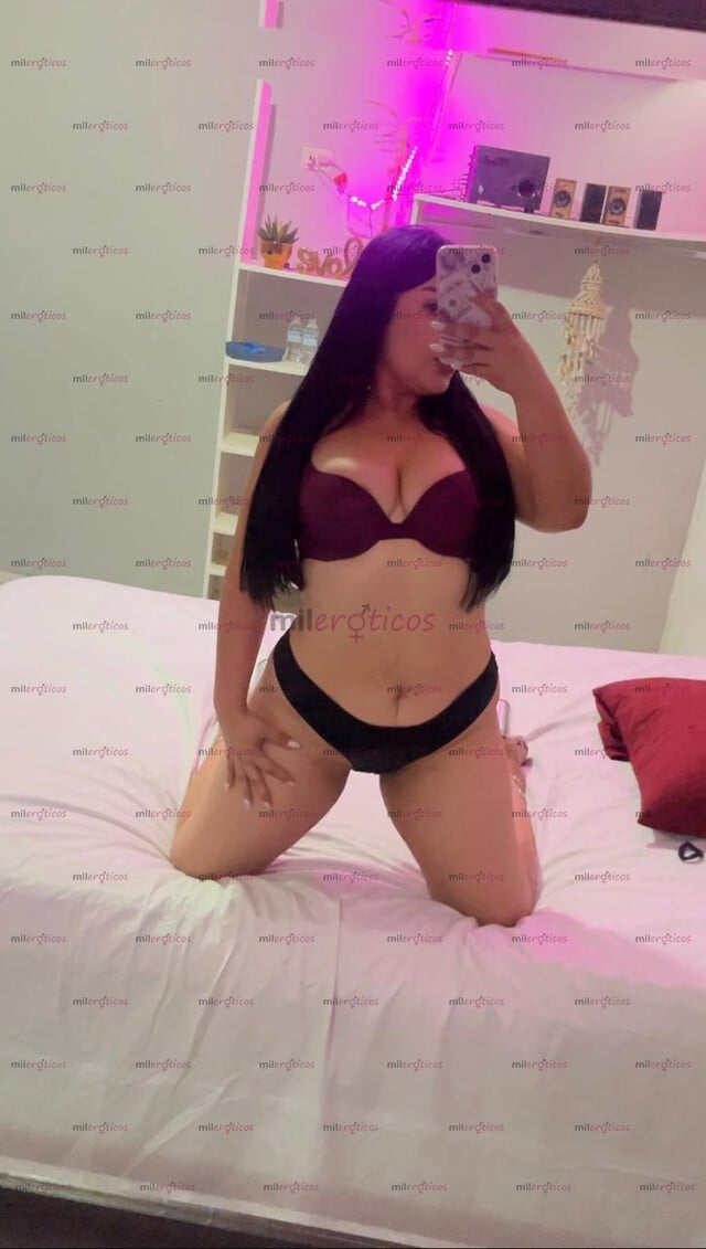 FOTOS DE ARDIENTE Y SENSUAL MUÑEQUITA GORDIBUENA MUY APASIONADA SUPER CACHONDA
