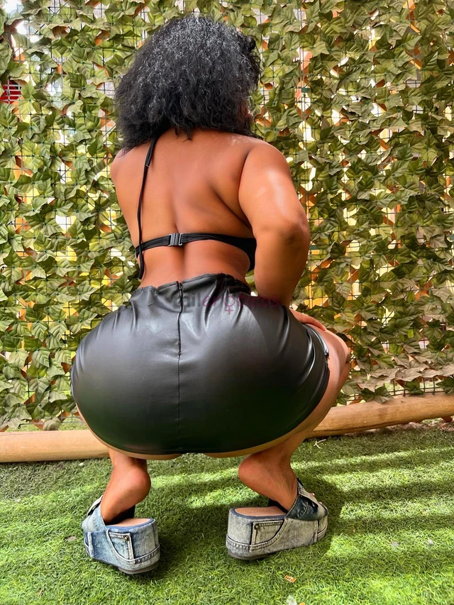 Katty caliente y apretaditahola amor soy katty una amorosa y caliente con ganas de tener un rico sexo apasionado placentero para dejarte satisfecho ri...