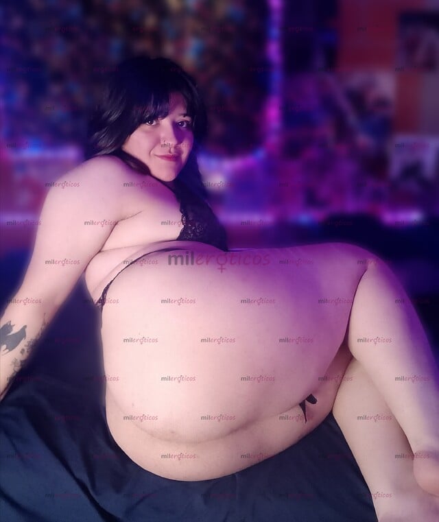 FOTOS DE GOTICA CURVY AMANTE DE LOS FETICHES Y FANTASÍAS, CONMIGO ES PURO PLACER ;)