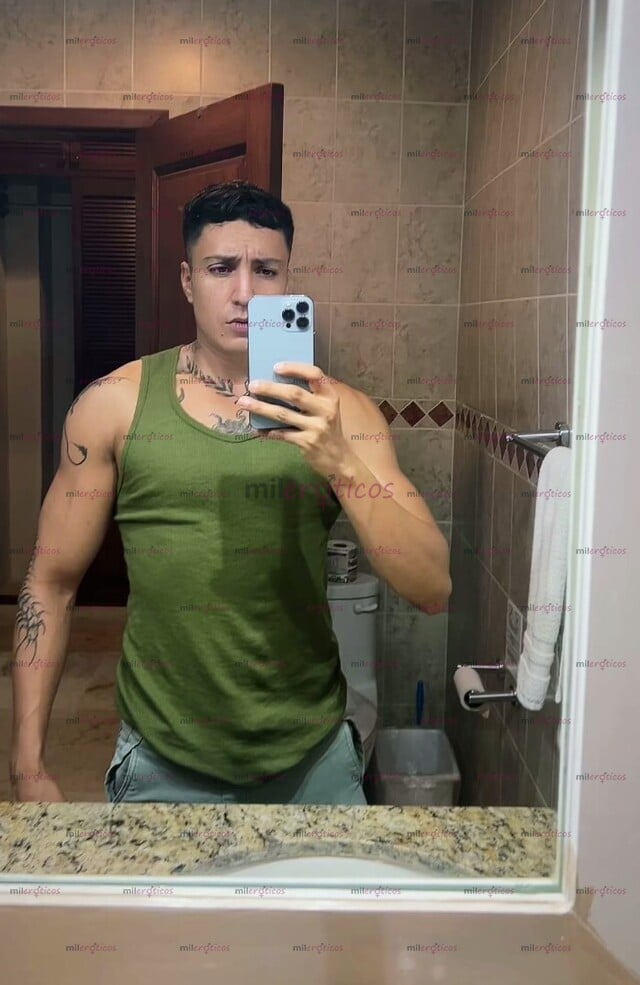 FOTOS DE HOLA DAVID CHICO SEXY Y CALIENTE PARA PASAR UN RATO AGRADABLE