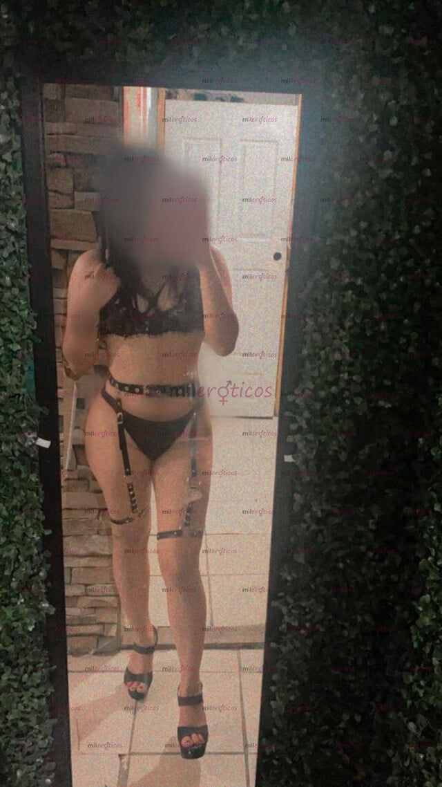 FOTOS DE BONITA CACHONDITA , CON GANAS DE HACER DE TODO , SIN PRISAS NI ENGAÑOS