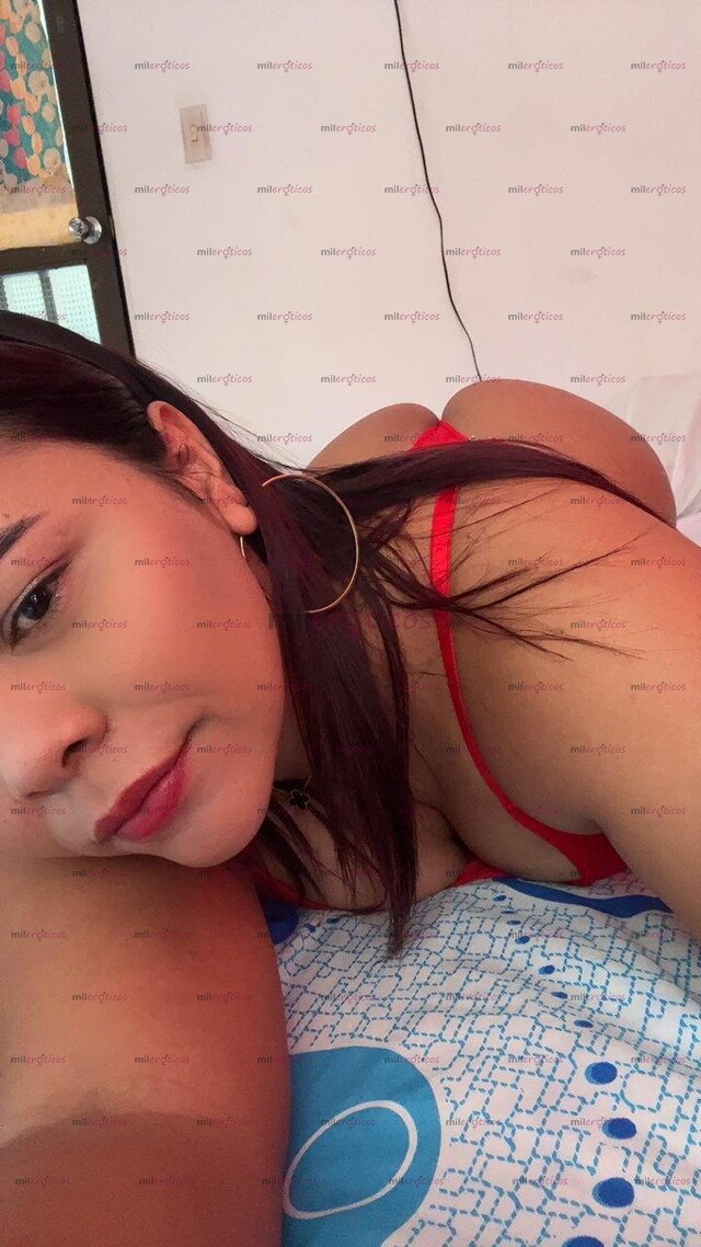 FOTOS DE VALENTINA DISPUESTA A CON SENTIRTE RELAJARTE