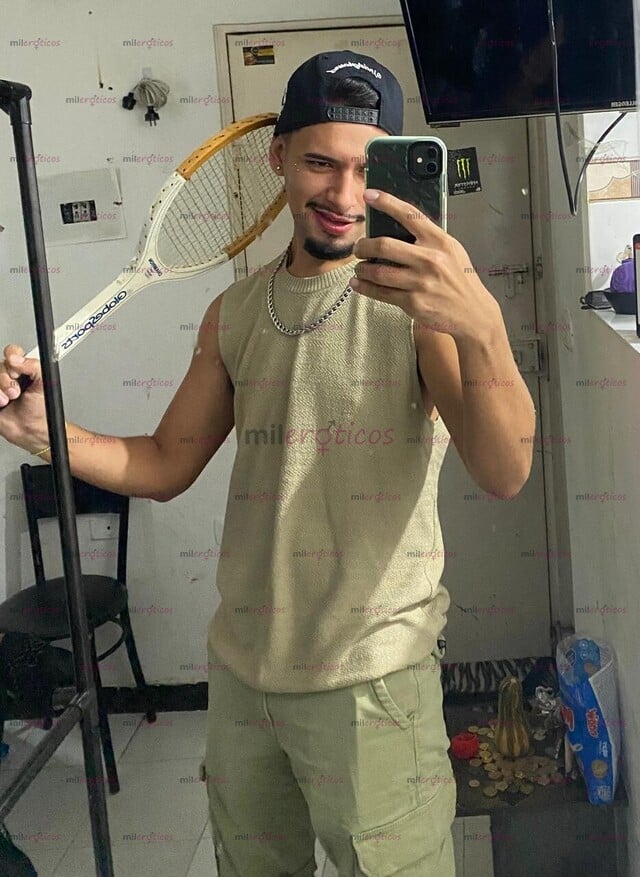 FOTOS DE 2 MACHOS VERGAS FULL PELUDAS DISPUESTO DARTE Y LLAMARLOS DE LECHE