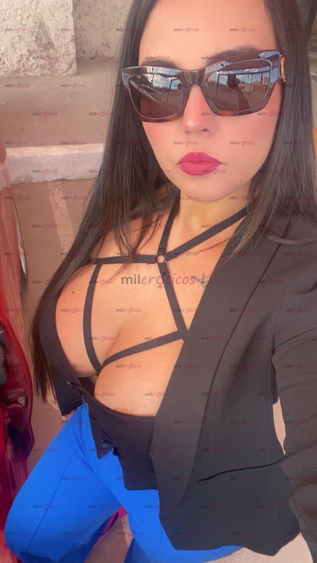 FOTOS DE DEMASIADO CALIENTE PARA QUE LA SOPORTES , LA REINA DE LA SENSUALIDAD .