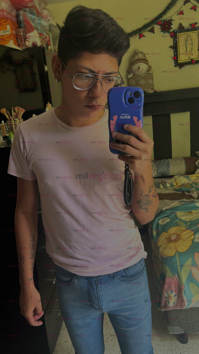 FOTOS DE TWINK COMPLACIENTE Y OBEDIENTE, CON BUENA Y UN BONITO