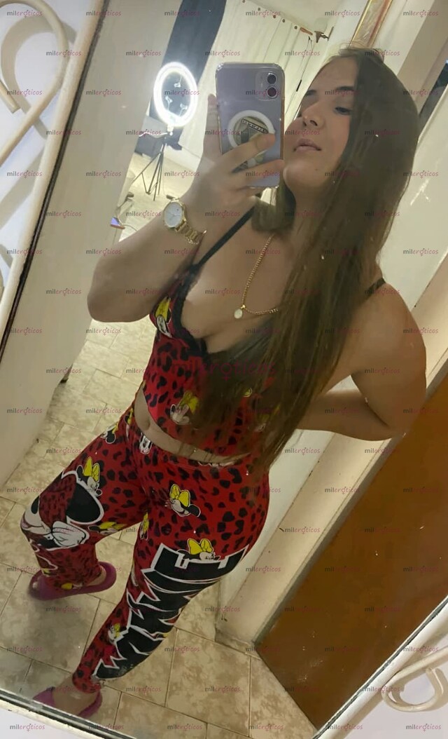 FOTOS DE TENME ASI EL TIEMPO QUE LO CREAS NECESARIO AMOR . EN CUATRO