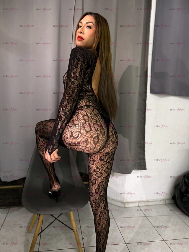 FOTOS DE GARGANTA PROFUNDA , SIN LÍMITES , DISPONIBLE CON LUGAR