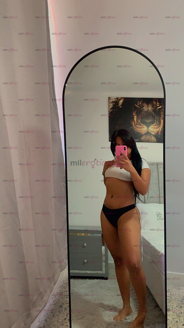 FOTOS DE HOLA AMOR SOY SARA . HERMOSA INDIA BIEN CULONA . SÚPER DESCOMPLICADA