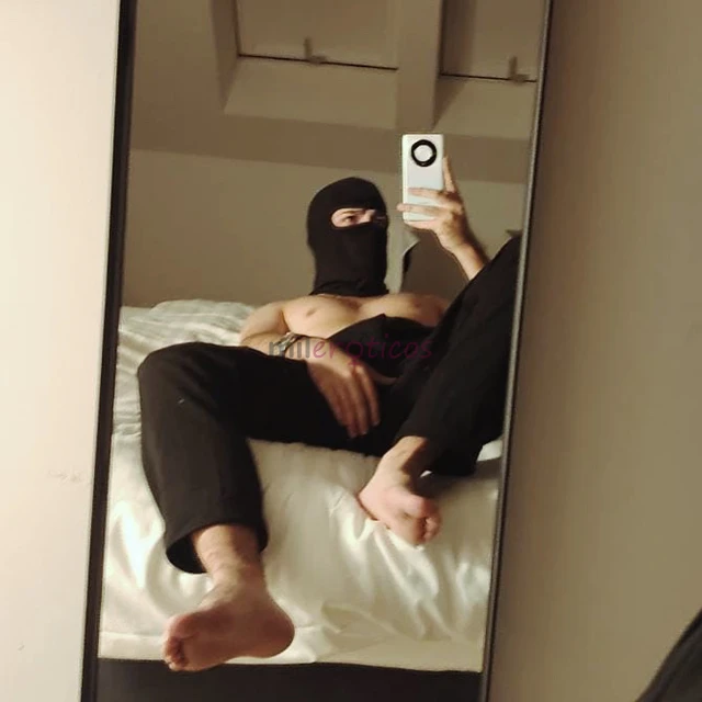 Varonil macho activo morboso con aditivos para rico sexo solo 2 dias en santiago hasta el lunes 13 octubrecuento con lugar en las condes sin conserje...