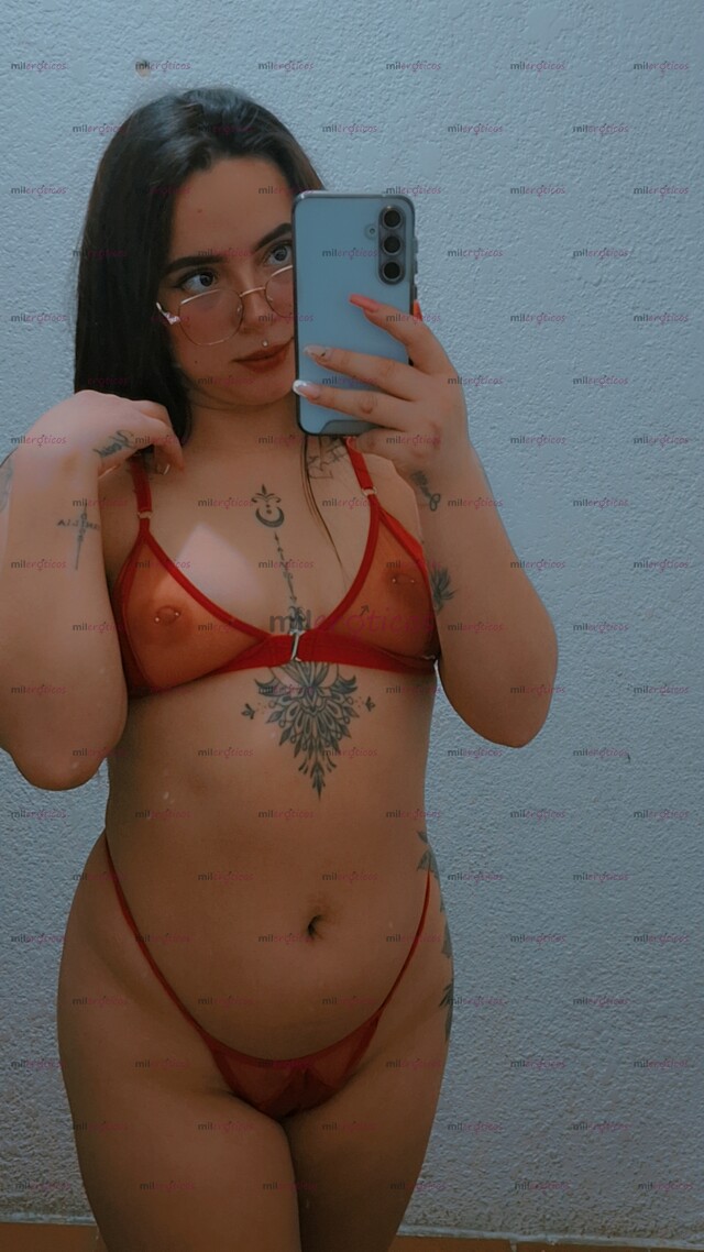 FOTOS DE HOLA SOY ZOÉ FLACA DELICADA PIEL SUAVE OLOR A BEBE Y PERFECTA COMPAÑIA PARA TI