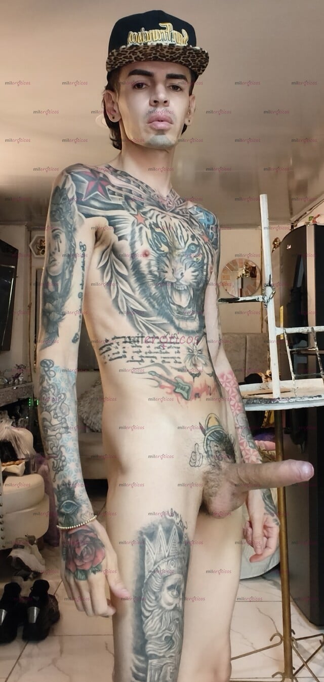 FOTOS DE FLACO TATUADO BLANCO MORBOSO ACTIVO FETICHERO