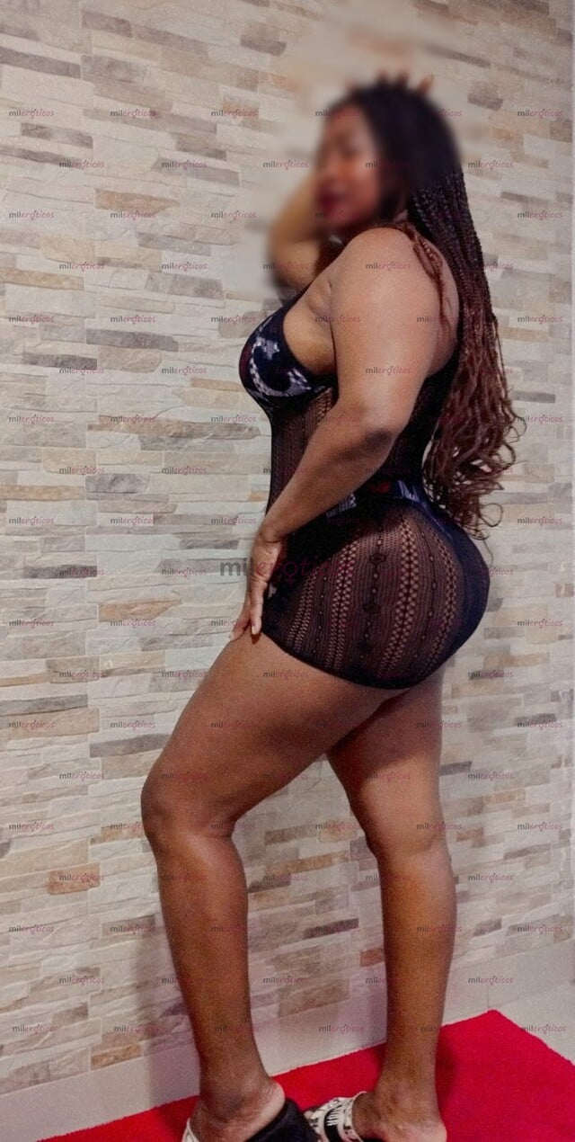 FOTOS DE NUEVA NEGRA EXOTICA Y SENSUAL LINDO ROSTRO DE COLA Y SENOS GRANDES