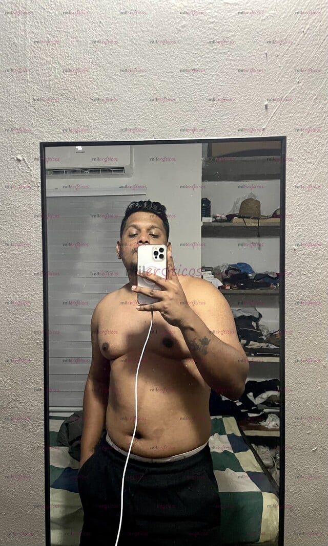 FOTOS DE CHICO CALIENTE, NUEVO EN LA CIUDAD, CON GANAS DE COMPLACER TODOS TUS DESEOS