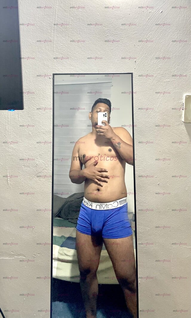 FOTOS DE CHICO CALIENTE, NUEVO EN LA CIUDAD, CON GANAS DE COMPLACER TODOS TUS DESEOS