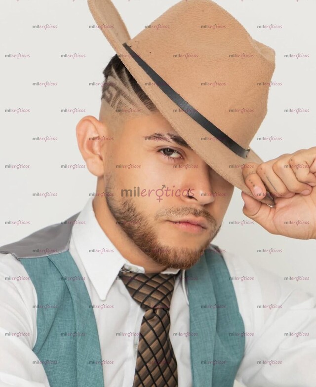 FOTOS DE JOVEN MASCULINO ACTIVO PASIVO DOTADO CULÓN SALIDAS DOMICILIO DISPONIBLE SITIO