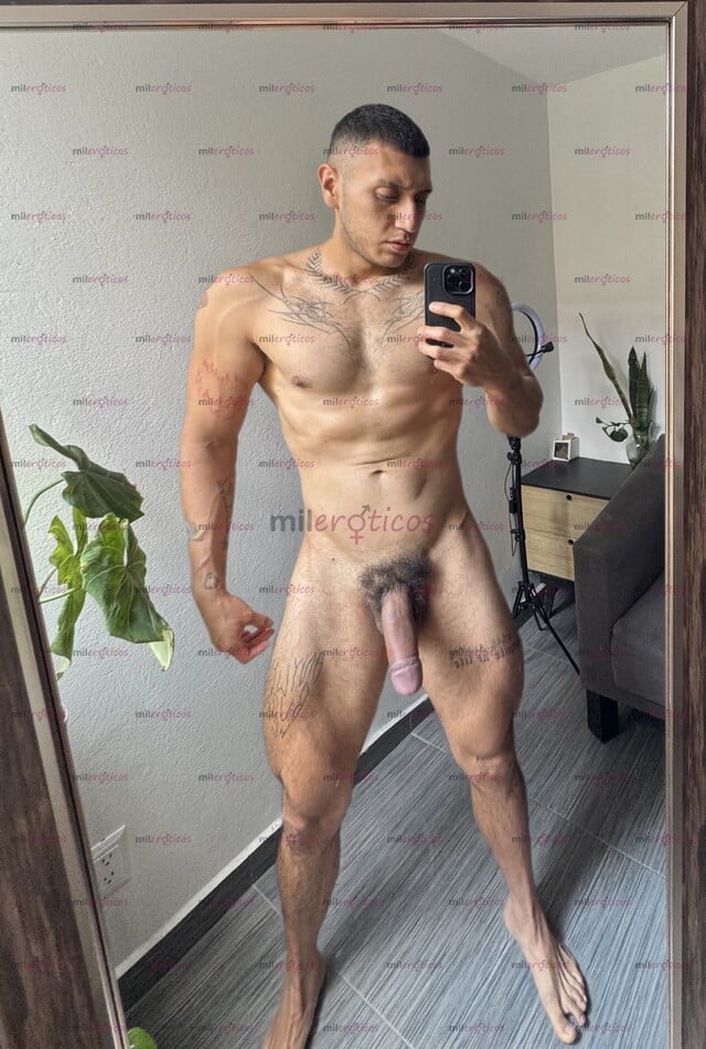 FOTOS DE MACHO ACTIVO XXL, SIEMPRE LISTO Y DURO PARA ATENDERTE