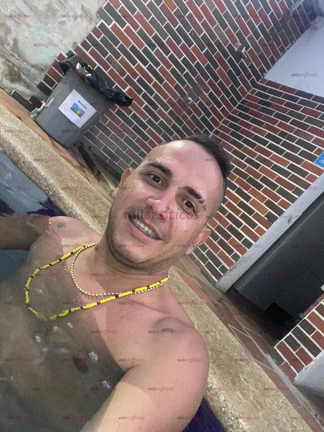 FOTOS DE ULTIMOS DÍAS JOVEN PINTA BIEN ASEADO DOTADO 23 CM DE HERRAMIENTA FULL LECHERO