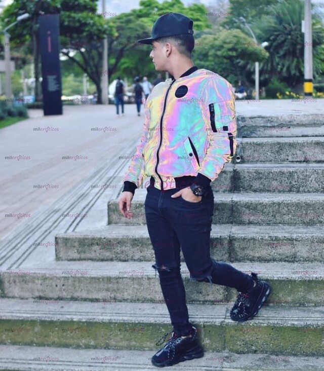 FOTOS DE MACHO DOMINANTE, SOLO PARA PERRAS SUMISAS!