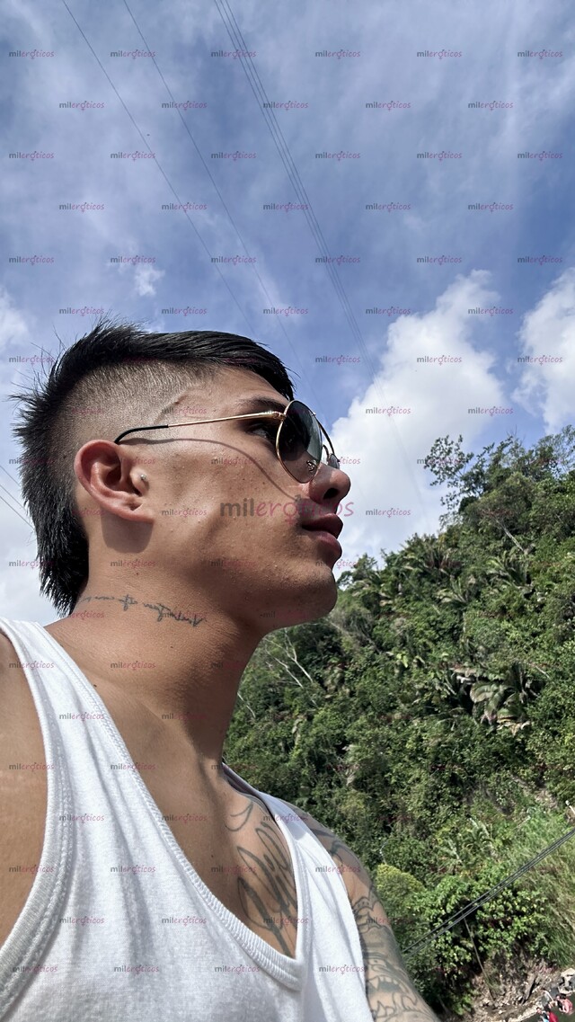 FOTOS DE CHICO JOVEN 100% REAL Y DISPONIBLE PARA CONOCERNOS Y PASAR UN BUEN RATO