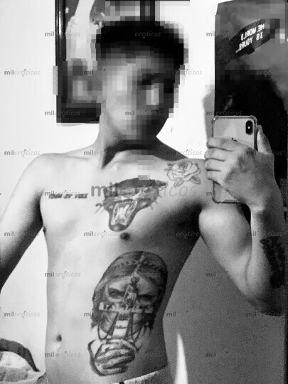 FOTOS DE BRAYAN JAVIER, MIS AMORES PARA MADURAS E INFIELES, JOVEN CON VERGA ROSADITA