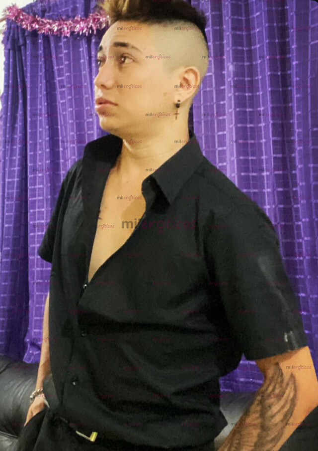 FOTOS DE COLOMBIANO ATLETICO DANDO MASAGES DE VISITA CORTO TIEMPO 24HORASCONLUGAR VIENES?