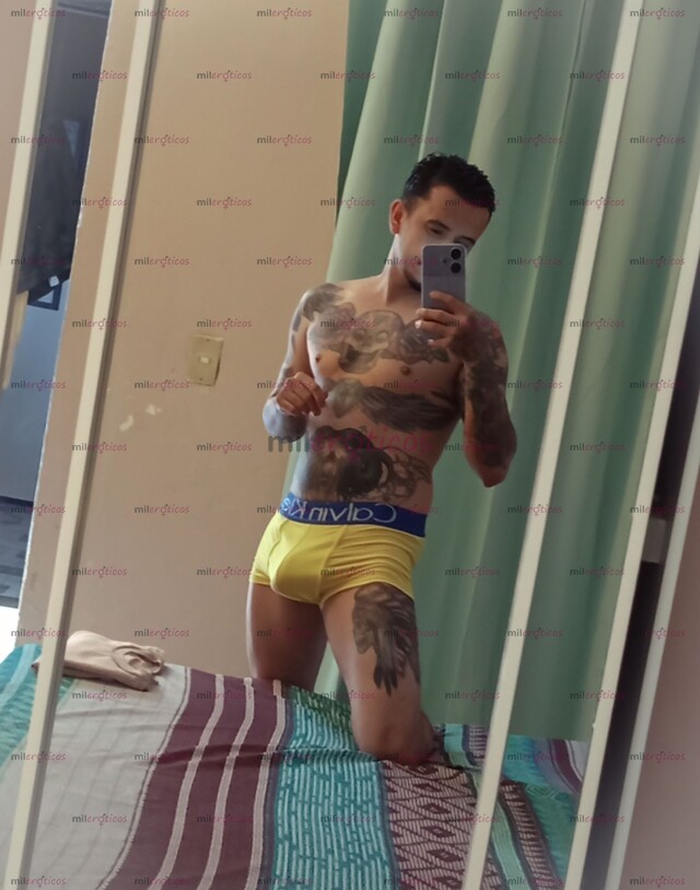 FOTOS DE SINGLE TATUADO DISPUESTO A EXPERIMENTAR CON PAREJAS