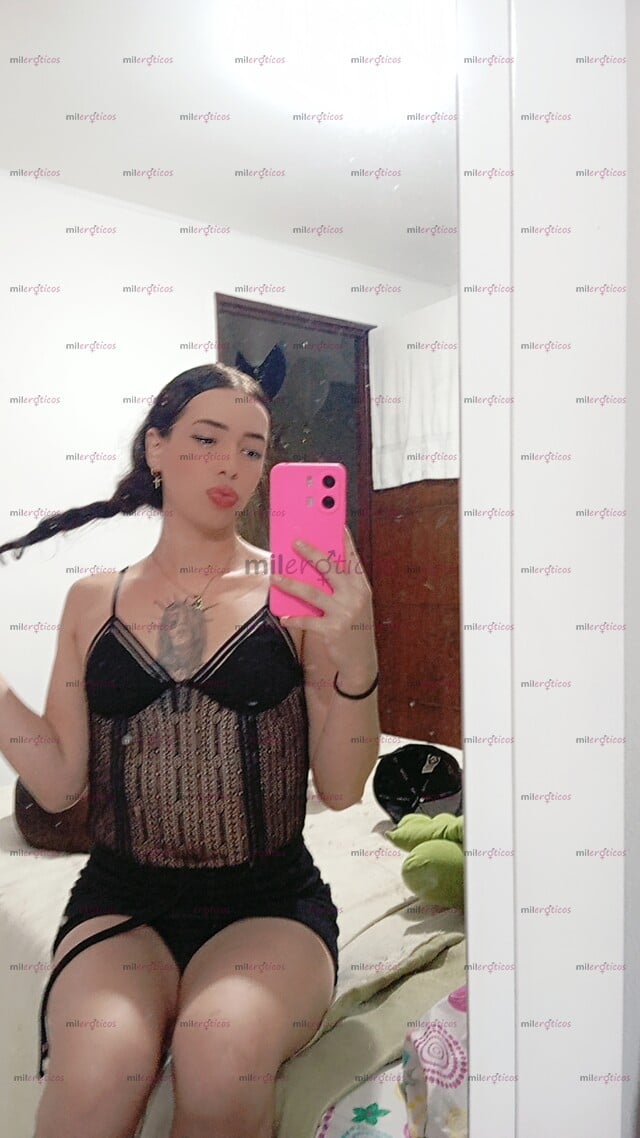 FOTOS DE DE IMPACTO HERMOSA NIÑA TRANS DELICADA CALIENTE & FEMENINA CON APTO PRIVADO.