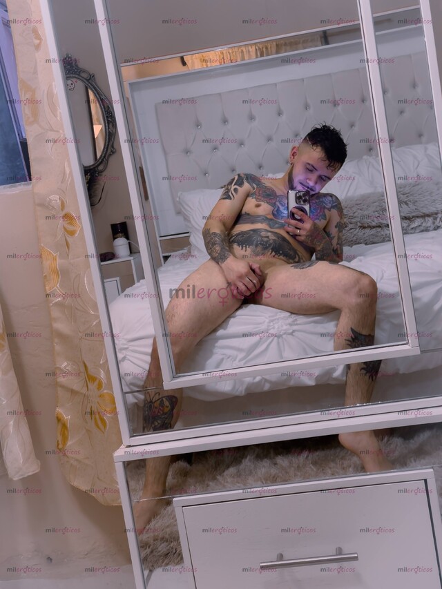 FOTOS DE TATUADO CHACAL, CALIENTE PARA DARTE UNA BUENA COGIDA