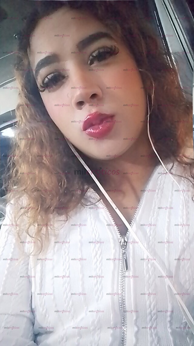 FOTOS DE PUTA TRANSEXUAL NINFÓMANA TRAGONA CON SITIO EN ROBLEDO