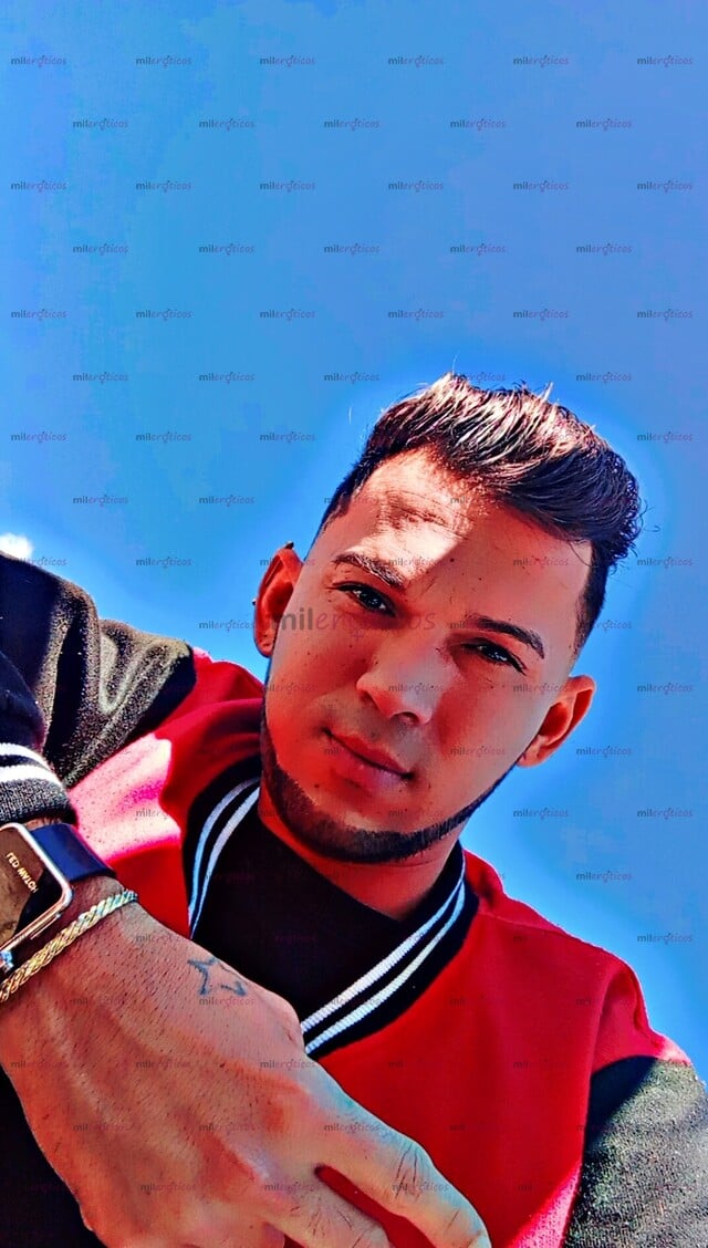 FOTOS DE HOLA SOY TU VENEZOLANO ACTIVO CON TREMENDA VERGA