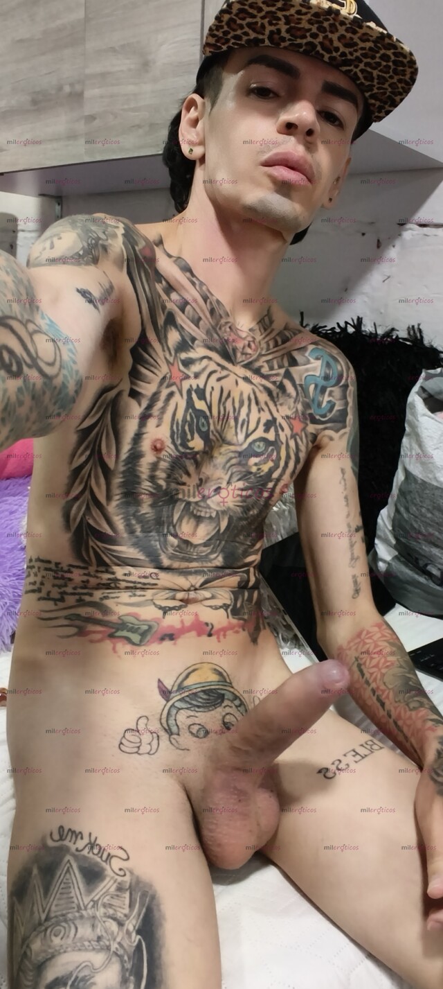 FOTOS DE FLACO VERGON BLANCO TATUADO LECHERO MORBOSO